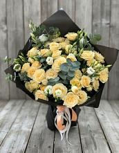 Букет цветов из:  Розы и Лизиантусы в Усмани