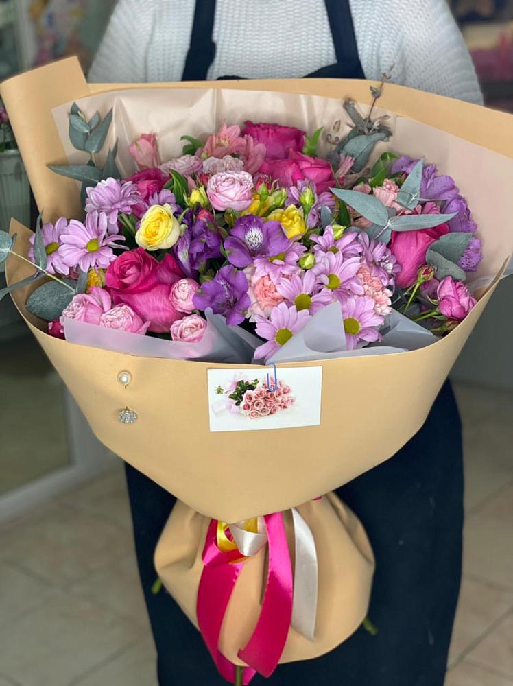 Букет цветов из: Хризантемы, Гвоздики и Альстромерии в Усмани