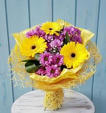 Букет цветов из:  Хризантемы и Герберы #REPLACE_PRED# Усмани