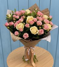 Букет цветов из:  Розы #REPLACE_PRED# Усмани