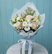 Букет цветов из:  Розы и Лизиантусы в Усмани