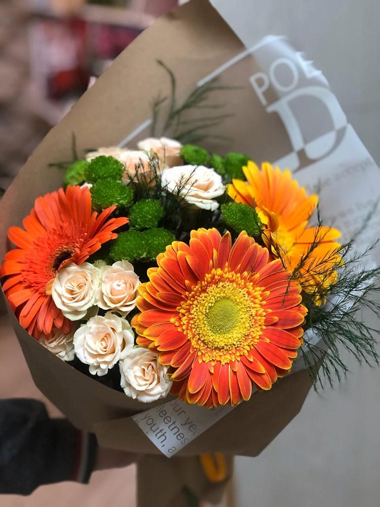 Букет цветов из: Герберы, Хризантемы и Розы в Усмани
