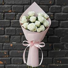 Букет цветов из:  Розы #REPLACE_PRED# Усмани